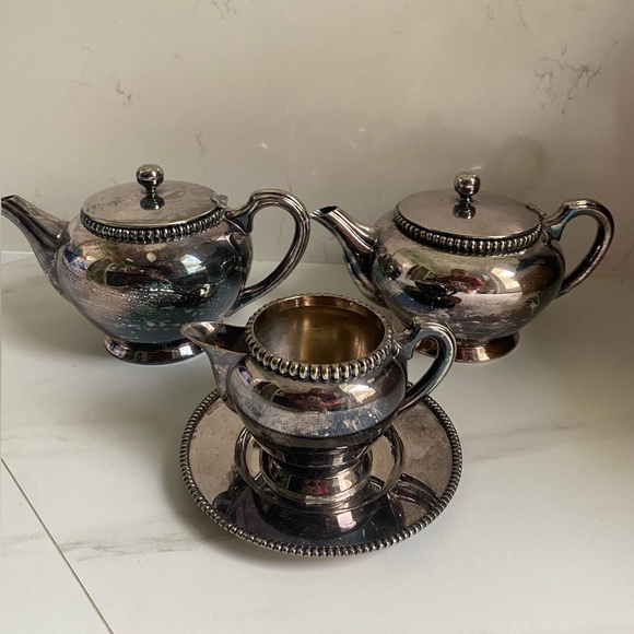 Vintage Meridional E.P.S Silver plated Teapot, Coffeepot, Creamer & Saucer Set - Picture 3 of 16